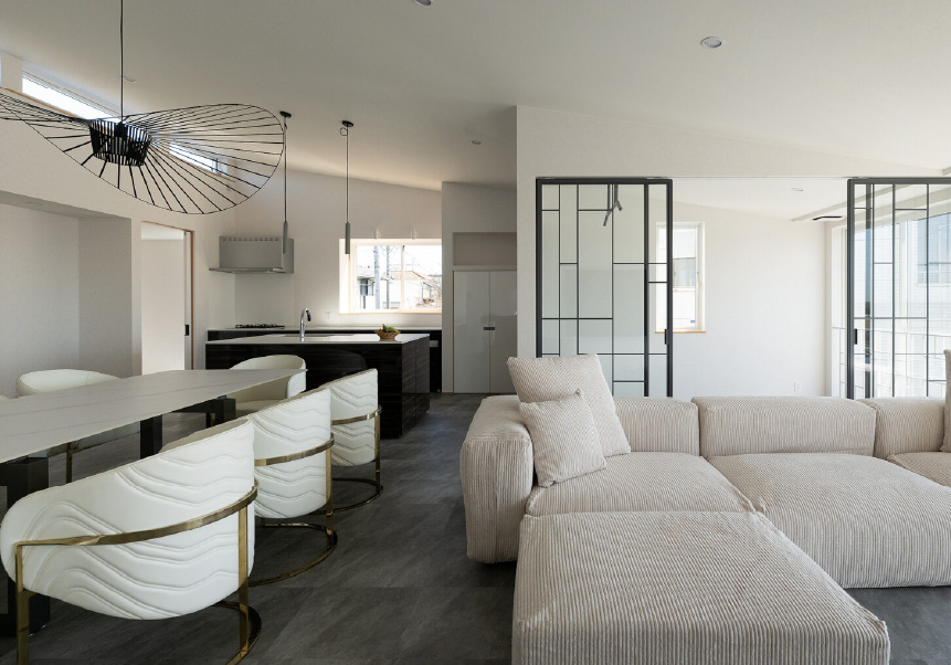 精緻な手仕事が紡ぐ、格調ある邸宅