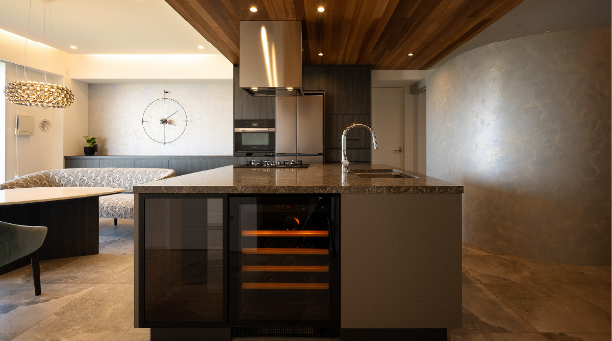 暮らしの中心に据えた、開放的なキッチン