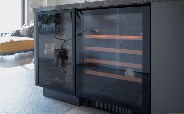 ワイン好きのオーナー様が喜ばれたのが「EuroCave」のワインセラー