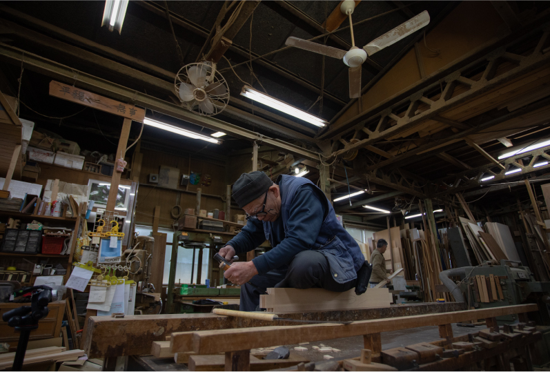 職人の技術と情熱を込めた建具づくり